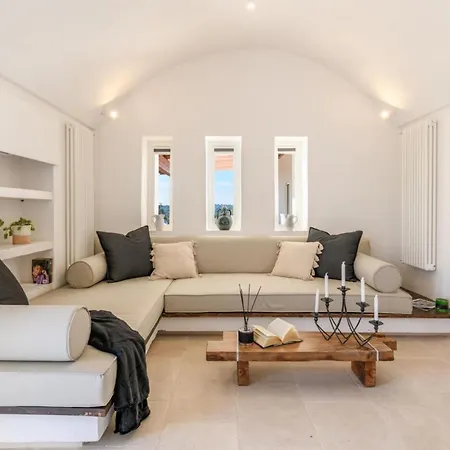 Pajaro 10 * Ostuni