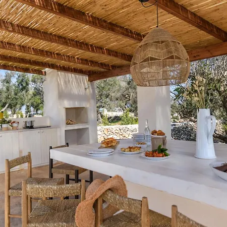 Pajaro 10 * Ostuni